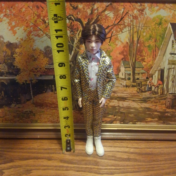 BTS ❤️ Suga 🔥 Doll Action Figure Toy Original Collectible 11.5" Realistic Cute - Picture 5 of 10